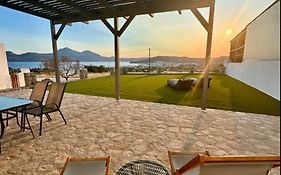 Sea, Sunset & Garden View Parasporos Houses, Milos